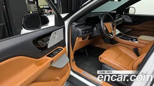 Lincoln Aviator, 2024 — миниатюра 10