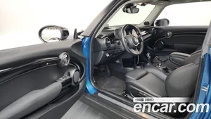 Mini Cooper, 2022 — миниатюра 10