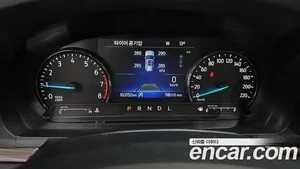 Ford Explorer, 2021 — миниатюра 8