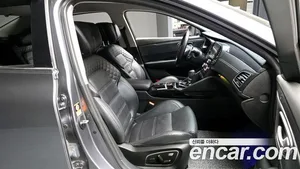 Renault SM6, 2016 — миниатюра 11