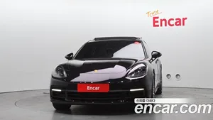 Porsche Panamera, 2018 — миниатюра 3