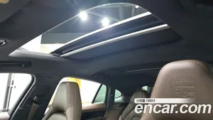 Porsche Panamera, 2018 — миниатюра 18