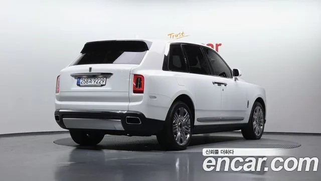 Rolls-Royce Cullinan, 2023 — фото автомобиля из Кореи