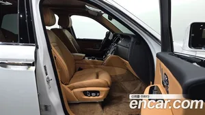Rolls-Royce Cullinan, 2023 — миниатюра 10