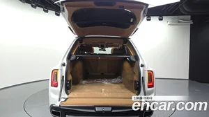 Rolls-Royce Cullinan, 2023 — миниатюра 19