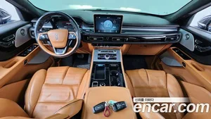 Lincoln Aviator, 2022 — миниатюра 7