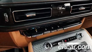 Lincoln Aviator, 2022 — миниатюра 9