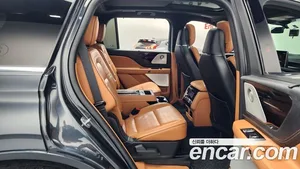 Lincoln Aviator, 2022 — миниатюра 12