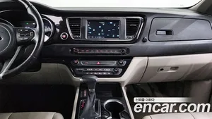 Kia Carnival, 2018 — миниатюра 14