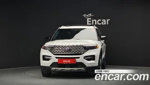 Ford Explorer, 2022 — миниатюра 3