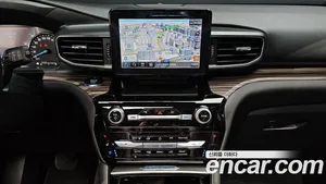 Ford Explorer, 2022 — миниатюра 14