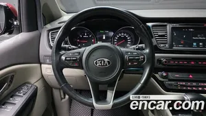 Kia Carnival, 2016 — миниатюра 13