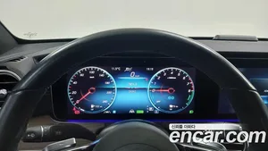 Mercedes-Benz E-Class, 2022 — миниатюра 8