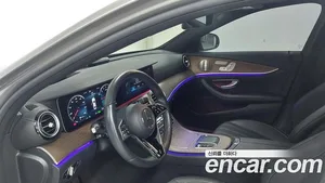 Mercedes-Benz E-Class, 2022 — миниатюра 14