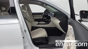 Genesis GV70, 2024 — миниатюра 12
