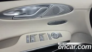 Genesis GV70, 2024 — миниатюра 13