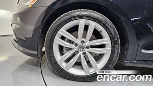 Volkswagen Passat, 2018 — миниатюра 5