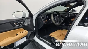Volvo V60, 2021 — миниатюра 13