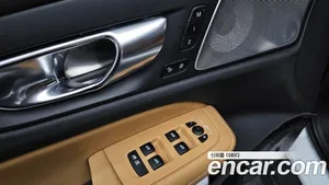 Volvo V60, 2021 — миниатюра 29