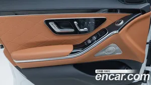 Mercedes-Benz S-Class, 2025 — миниатюра 15