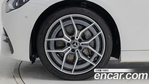 Mercedes-Benz E-Class, 2023 — миниатюра 5
