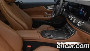Mercedes-Benz E-Class, 2023 — миниатюра 9