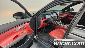 Genesis GV70, 2025 — миниатюра 13