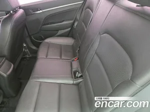Hyundai Avante, 2016 — миниатюра 6