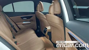Mercedes-Benz E-Class, 2024 — миниатюра 10