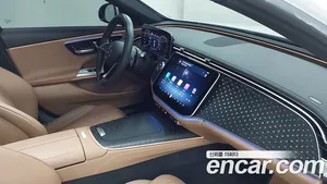 Mercedes-Benz E-Class, 2024 — миниатюра 13