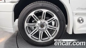 Chevrolet Express Van, 2017 — миниатюра 5