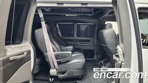 Chevrolet Express Van, 2017 — миниатюра 11