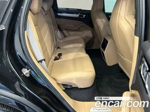 Porsche Cayenne, 2023 — миниатюра 19