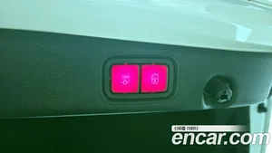 Mercedes-Benz E-Class, 2020 — миниатюра 26