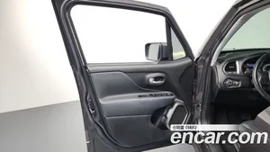 Jeep Renegade, 2020 — миниатюра 13
