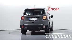 Jeep Renegade, 2022 — миниатюра 4