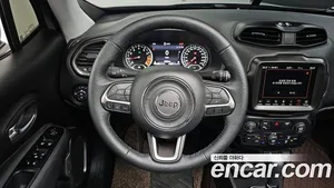Jeep Renegade, 2022 — миниатюра 18