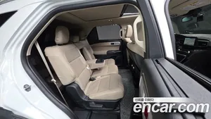 Ford Explorer, 2020 — миниатюра 24