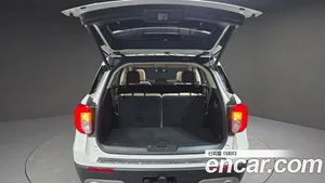 Ford Explorer, 2020 — миниатюра 25