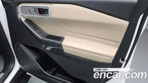 Ford Explorer, 2020 — миниатюра 14