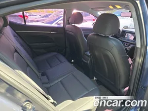 Hyundai Avante, 2017 — миниатюра 9