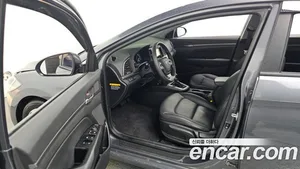 Hyundai Avante, 2017 — миниатюра 13