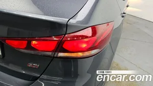 Hyundai Avante, 2017 — миниатюра 9