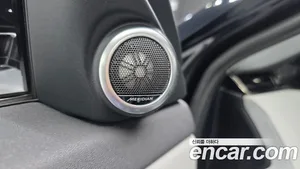 Land Rover Range Rover Evoque, 2024 — миниатюра 27