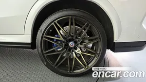 BMW X6M, 2023 — миниатюра 7