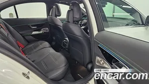 Mercedes-Benz E-Class, 2025 — миниатюра 10
