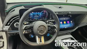 Mercedes-Benz E-Class, 2025 — миниатюра 13