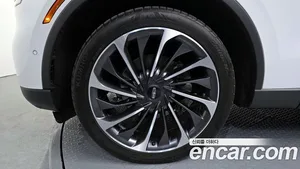 Lincoln Aviator, 2021 — миниатюра 5