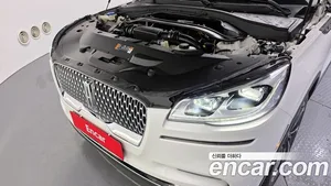 Lincoln Aviator, 2021 — миниатюра 6