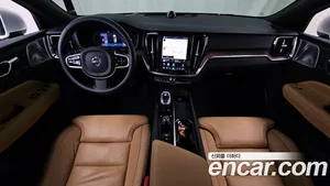 Volvo S60, 2023 — миниатюра 10